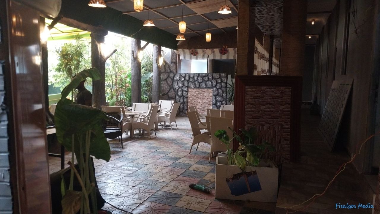 Warka Cultural Dishes